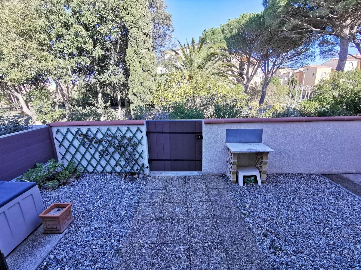 Villa T2 Mezzanine 4 couchages Port Leucate. Réf: