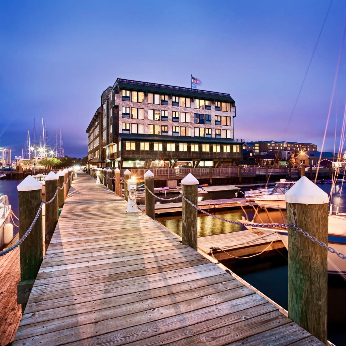 Wyndham  Inn on Long Wharf |1BR/1BA King Bed Suite