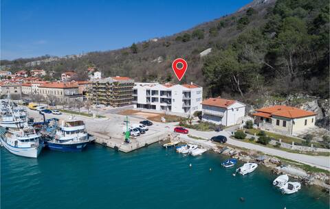1 bedroom beautiful apartment in Plomin Luka