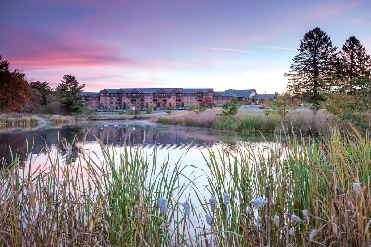 Wyndham Glacier Canyon |4BR/4BA King Suite w/ Balc