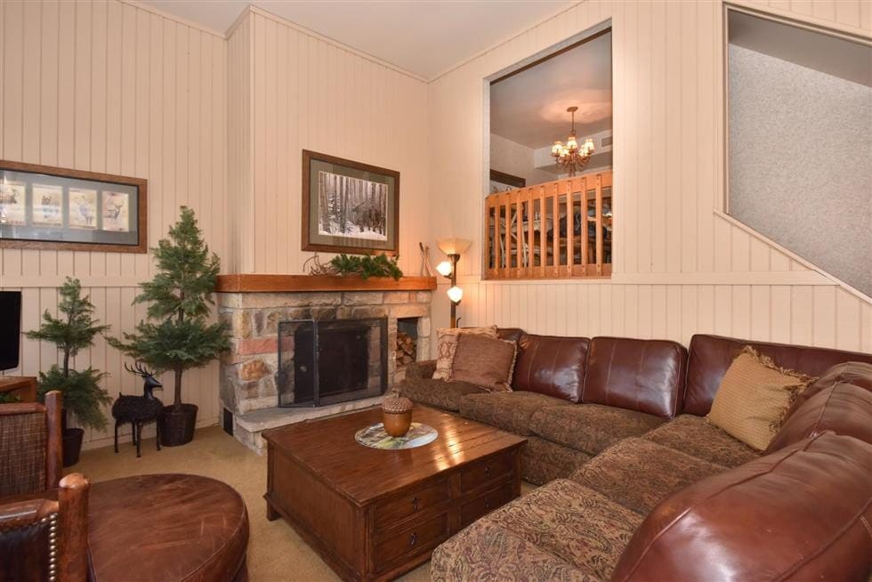 Seven Springs 3 Br Standard Townhouse, Sleeps 11!