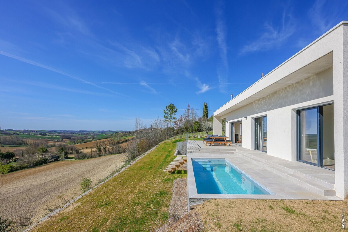 Le Belvédère别墅- Design-Piscine-Vue - Salvagnac