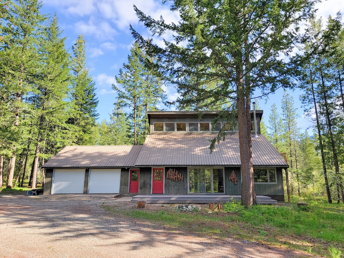 The Phoenix 3 Bedroom Woodland Cabin