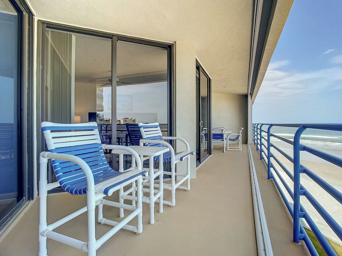 Ebb Tide 406 - Renovated Luxury Condo - Beachfront