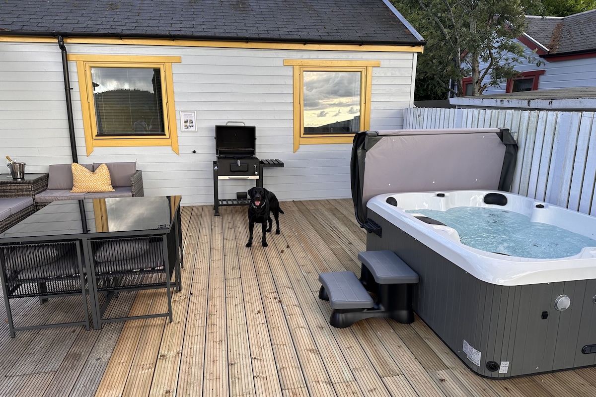 2 bedroom Premium Lodge - dog-friendly