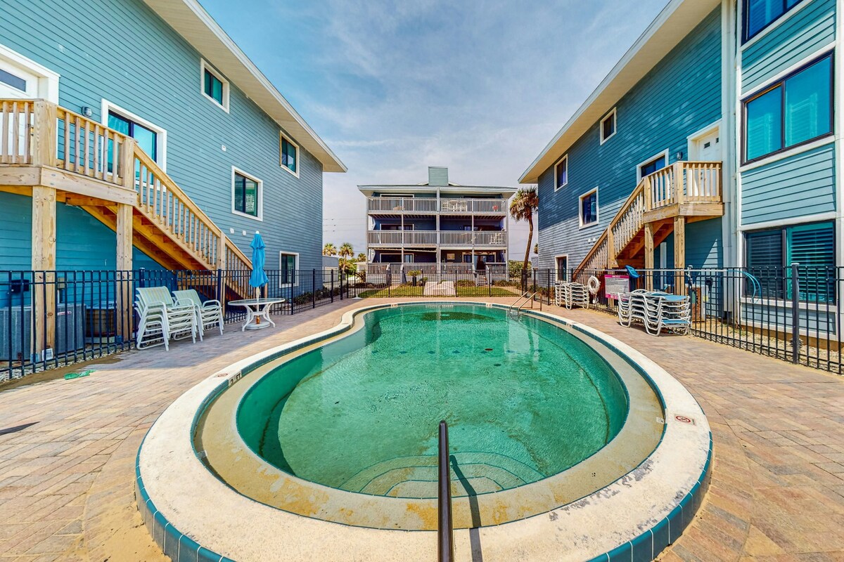 Oceanfront 3BR condo with scenic balconies & pool