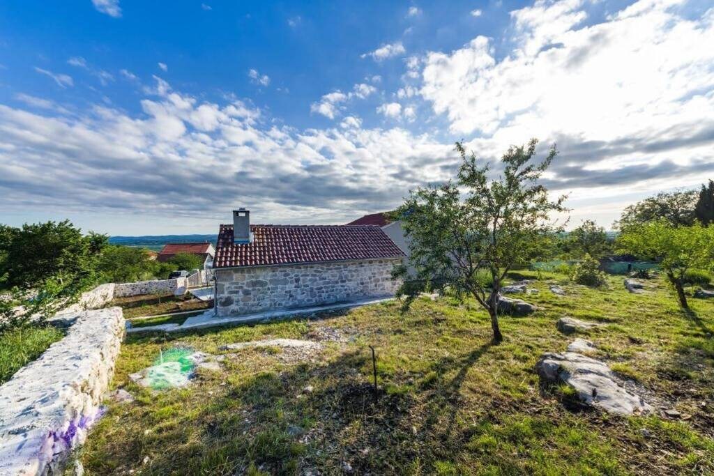 Holiday home Ante with beautiful private garden