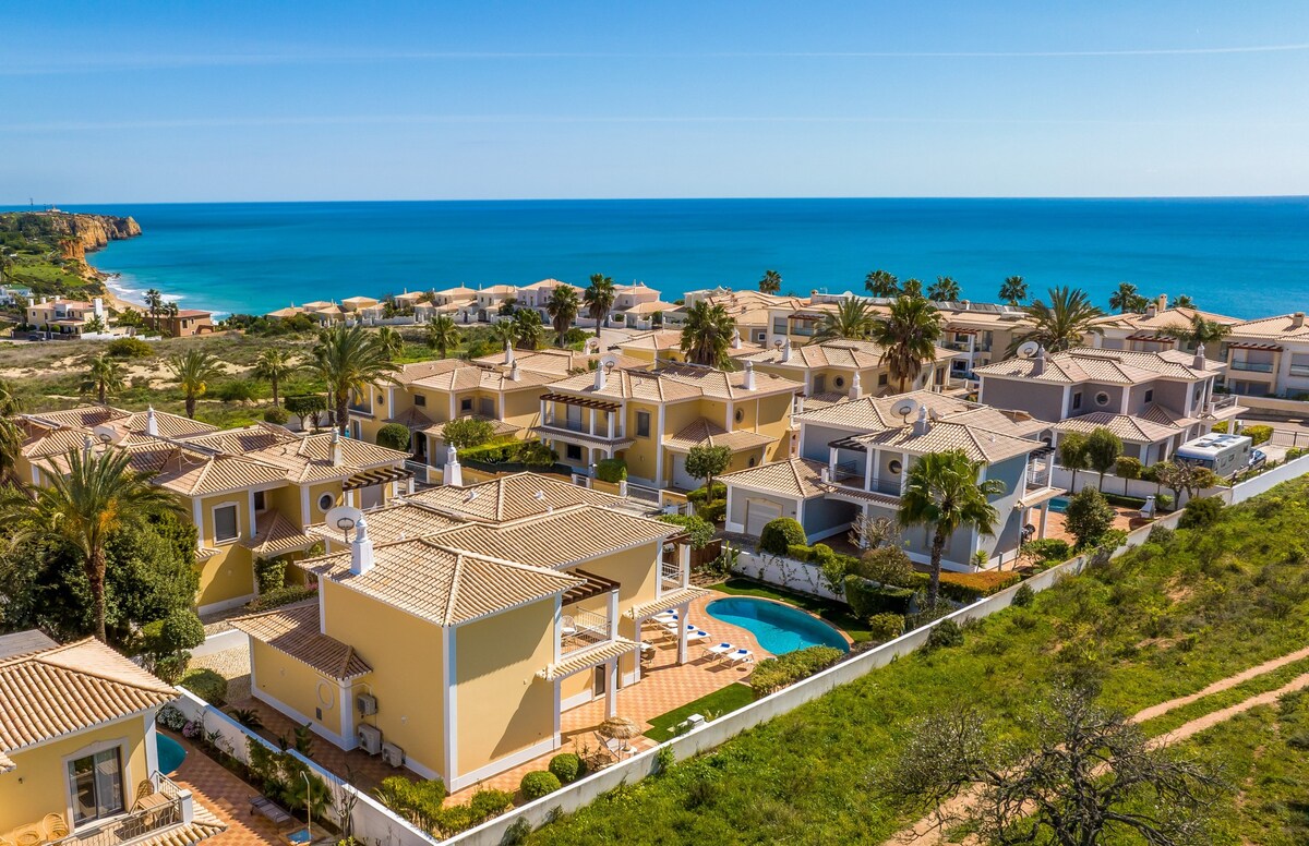 Paradise Beach Villa by Blue Diamond