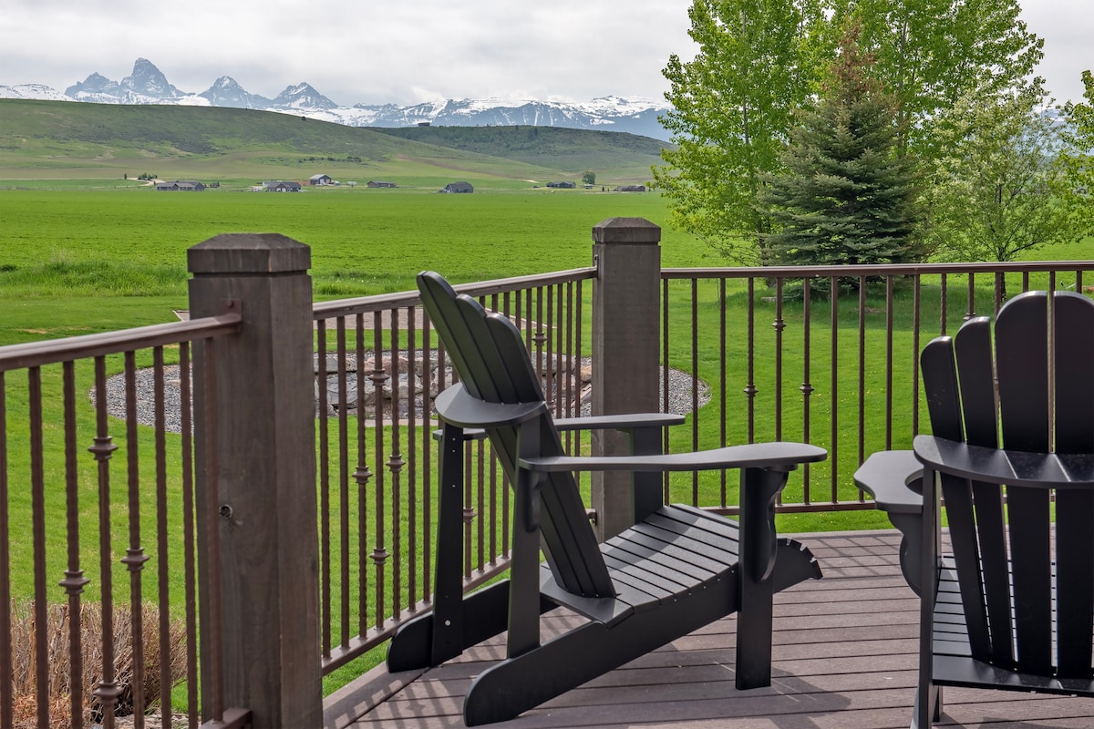 Teton Views Getaway & Relaxation Retreat