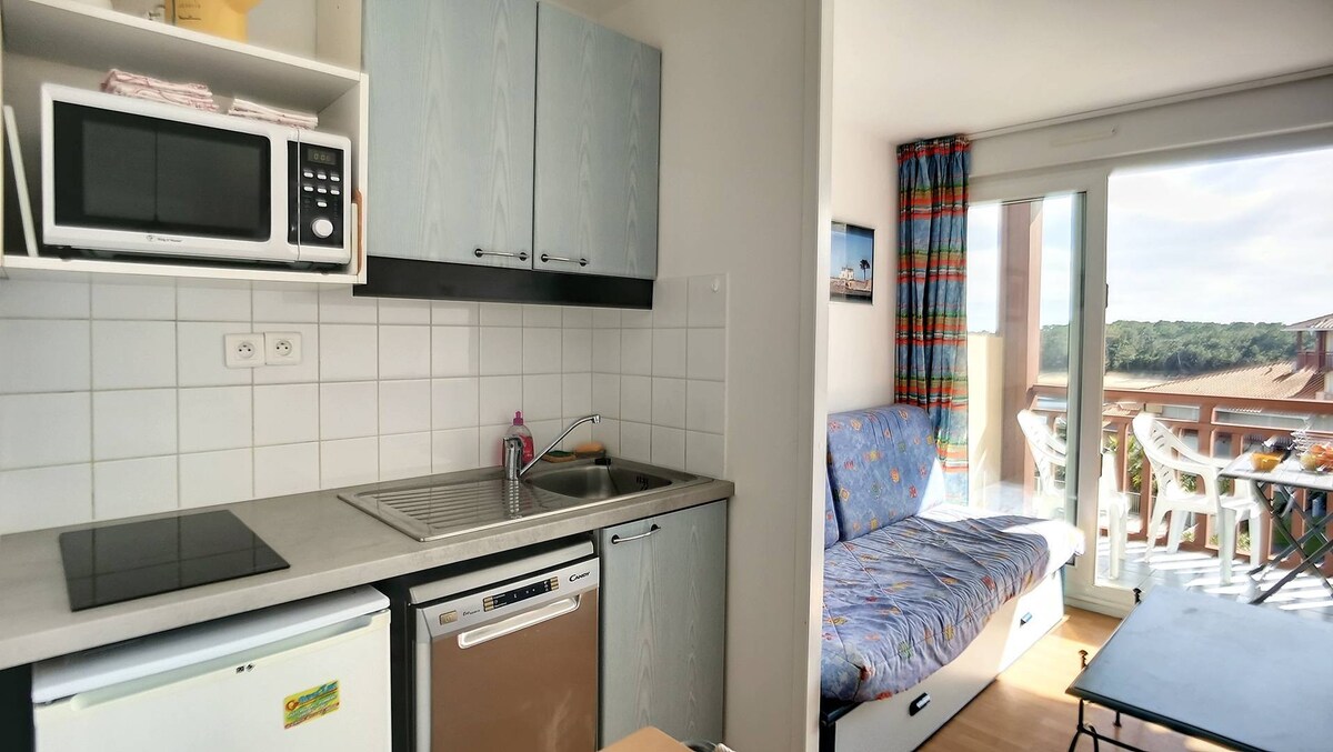 T2 4 people Beautiful 2 room apartment with ex