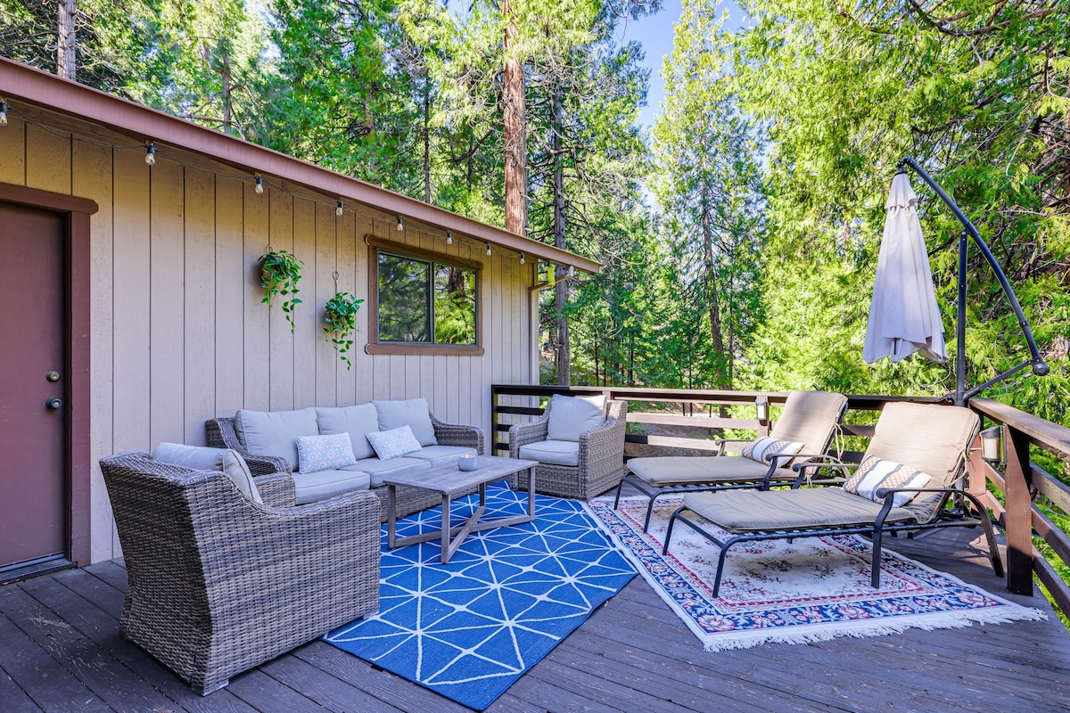 California Getaway w/ Deck & Lake Access