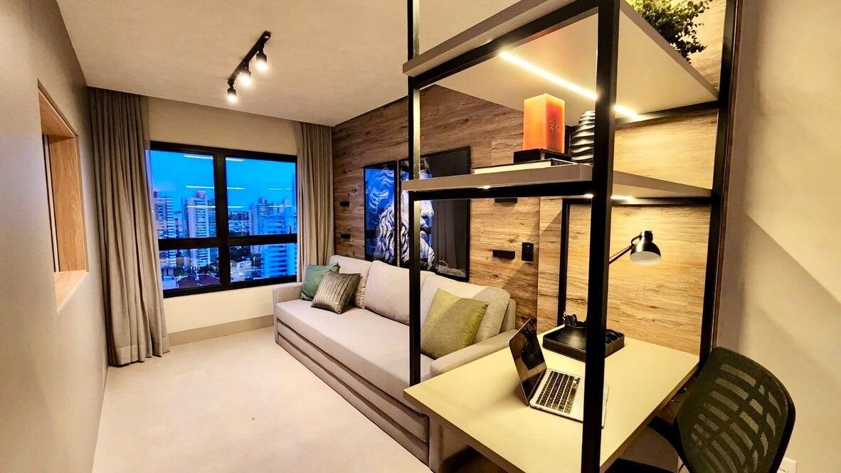 Loft de Luxo c/ Home Office anexo ao Shopping CG.