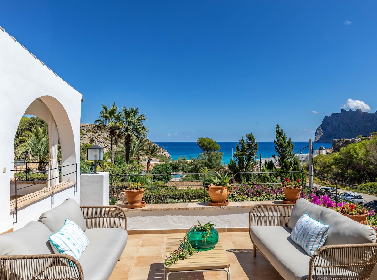 Villa by the beach Majorca