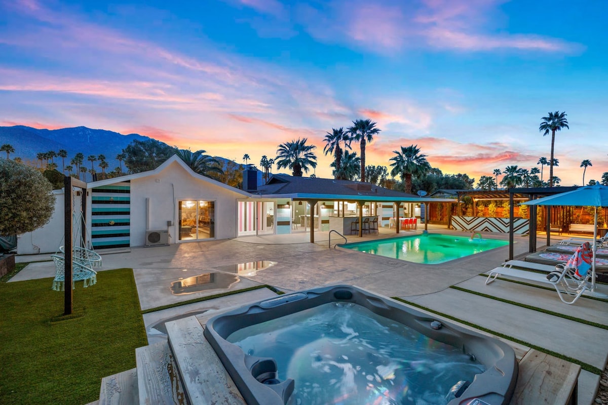 The Ritz - Luxury Home with Pool, Spa & Speakeasy