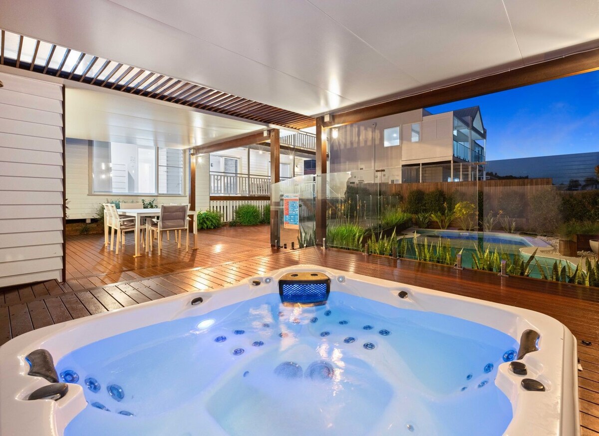 Hampton Estate, 9 Lighthouse Road, Port Macquarie