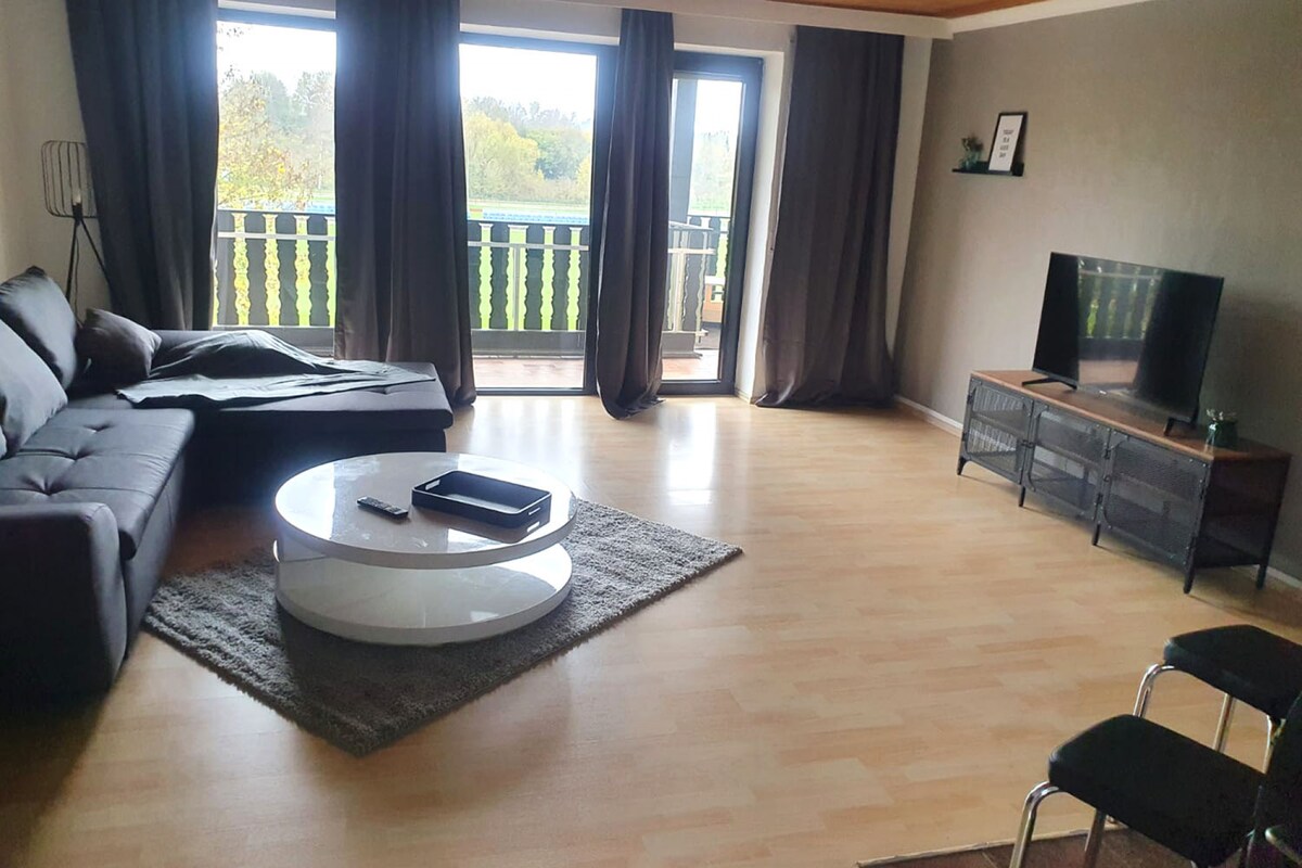 I04 Spacious Apartment near Ingolstadt