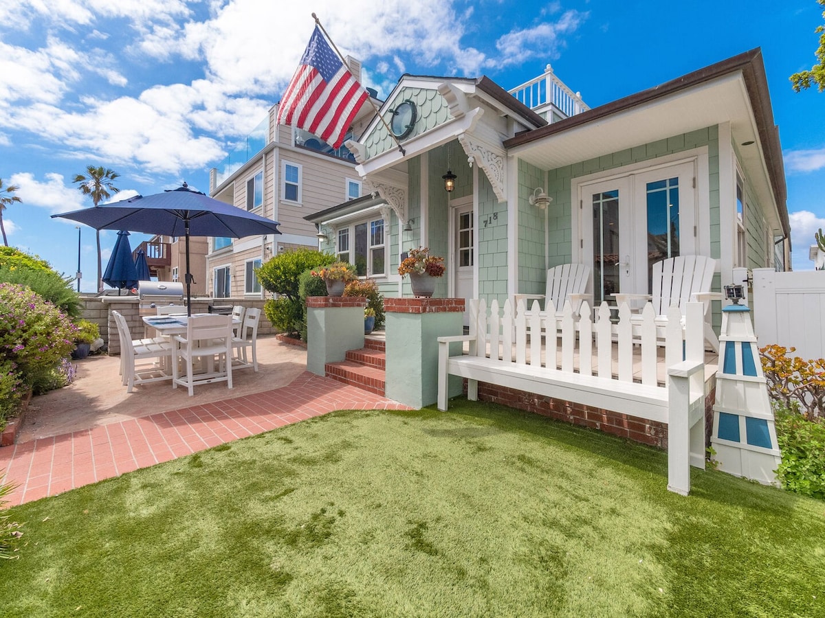 Classic Beach Paradise | Garage, AC & Large Patio