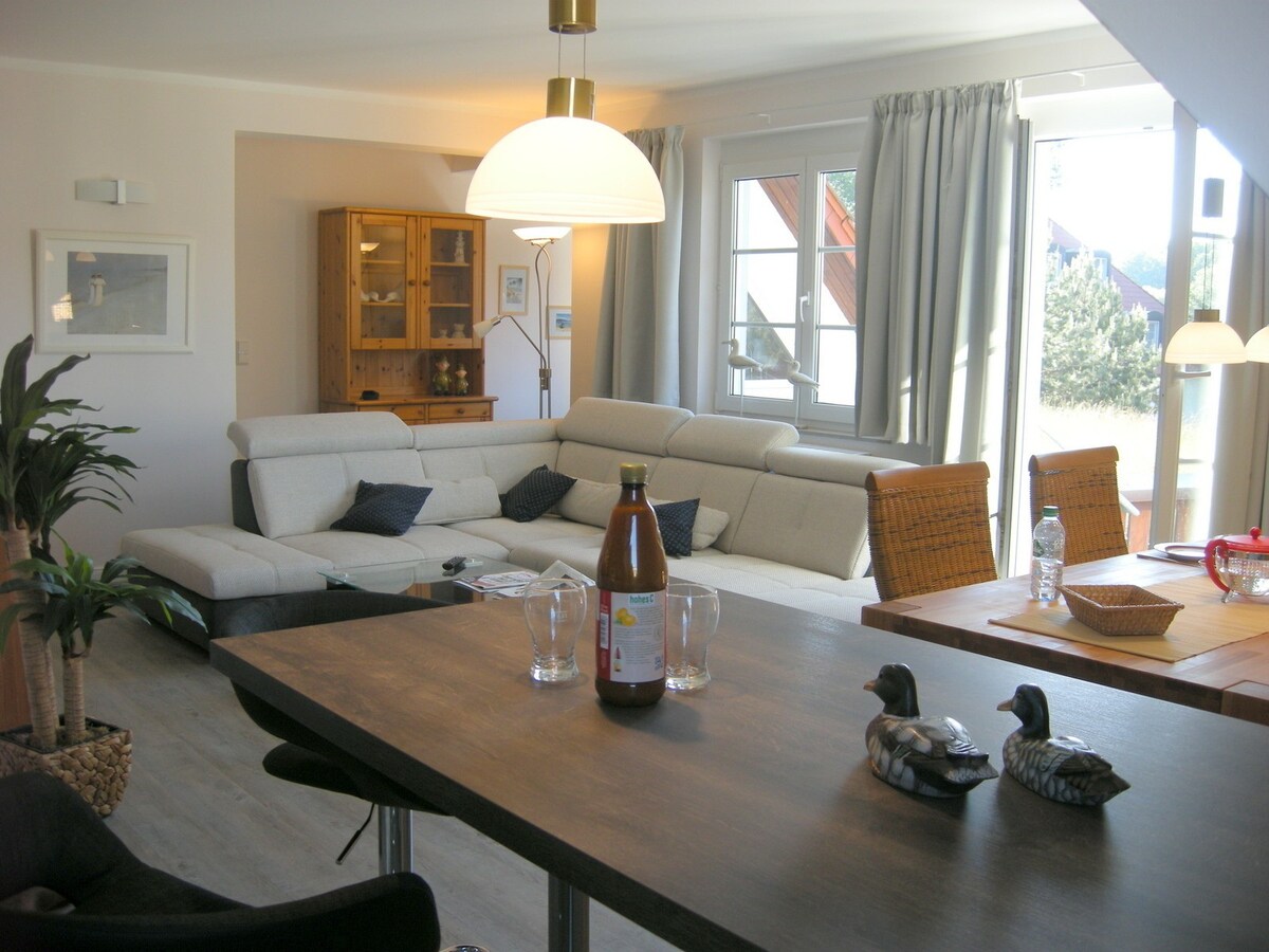 公寓/公寓，可容纳4位房客， 75平方米，位于Prerow （ 47236 ）