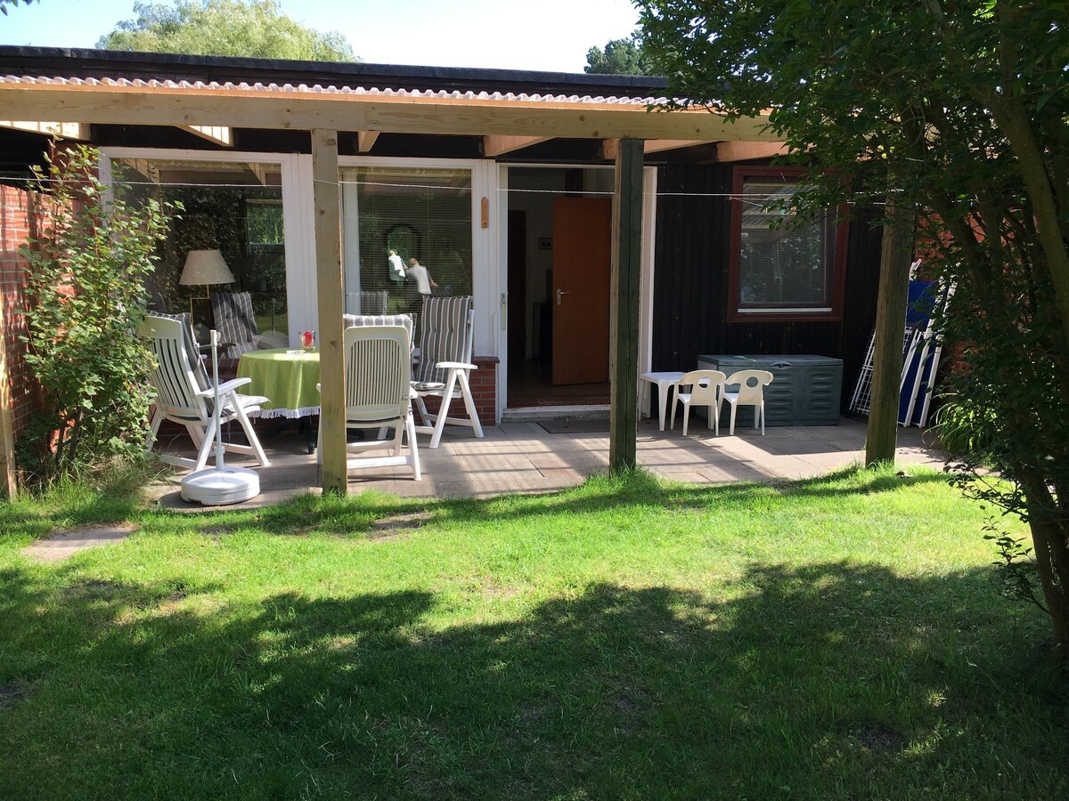 Bungalow Pracher gelb (80138)