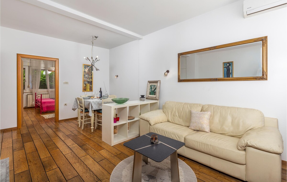 Cozy apartment in Rijeka with WiFi