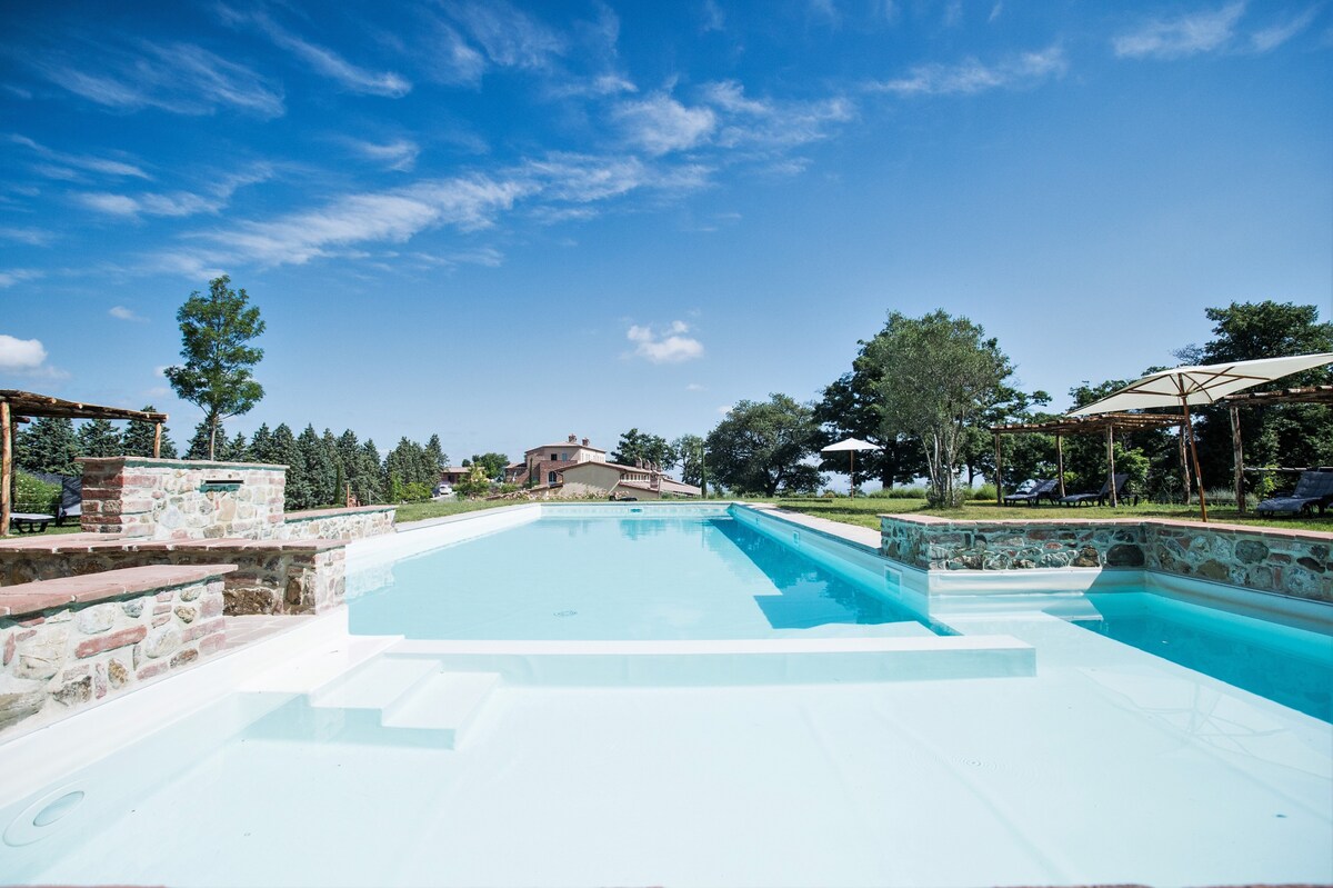 Luxury 2 Rooms Apt. Cypress in Siena Resort