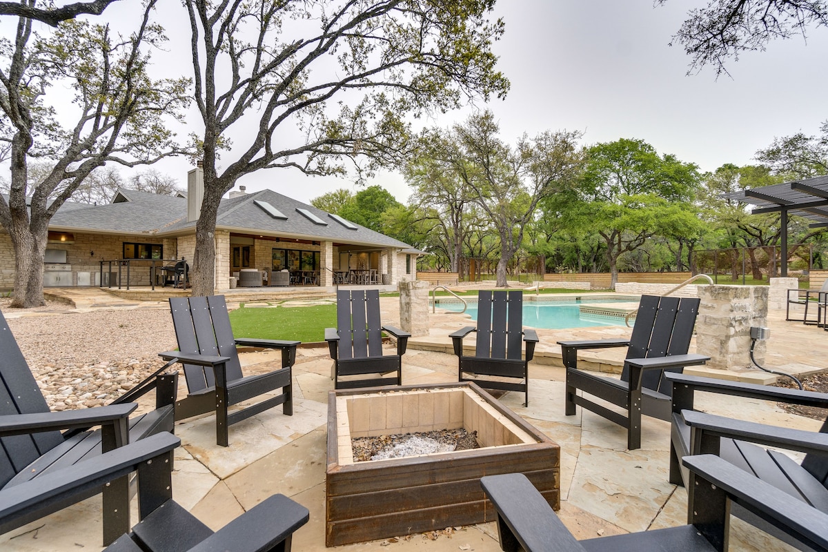 Spacious Texas Abode - Patio, Pool, & Fire Pit