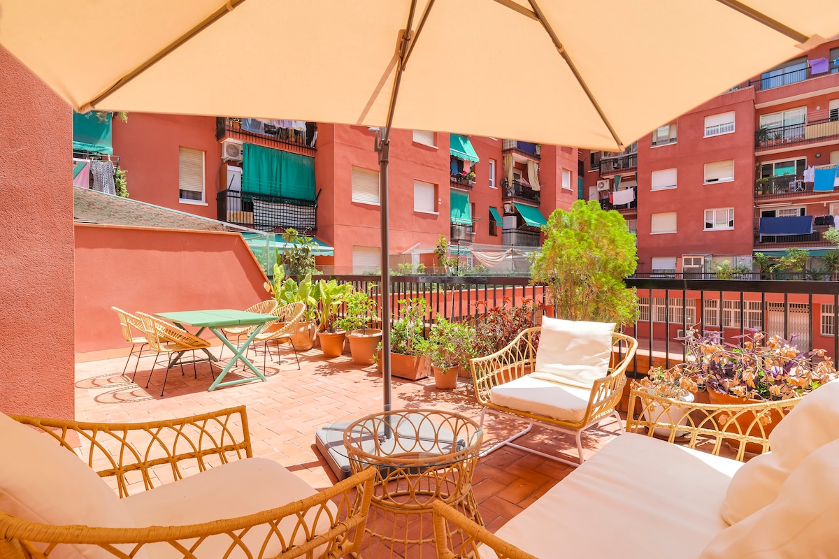 Amazing Terrace in Sant Andreu