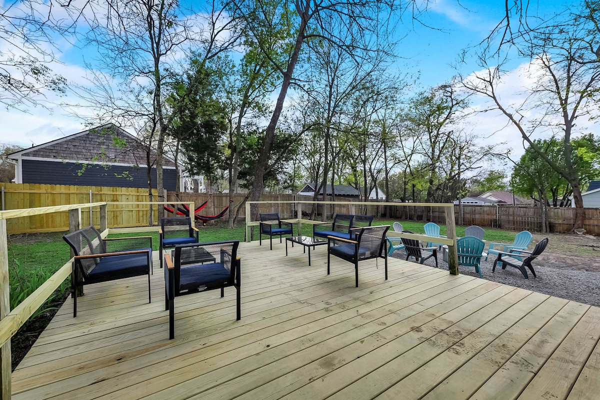 Downtown McKinney Historical home walking distance