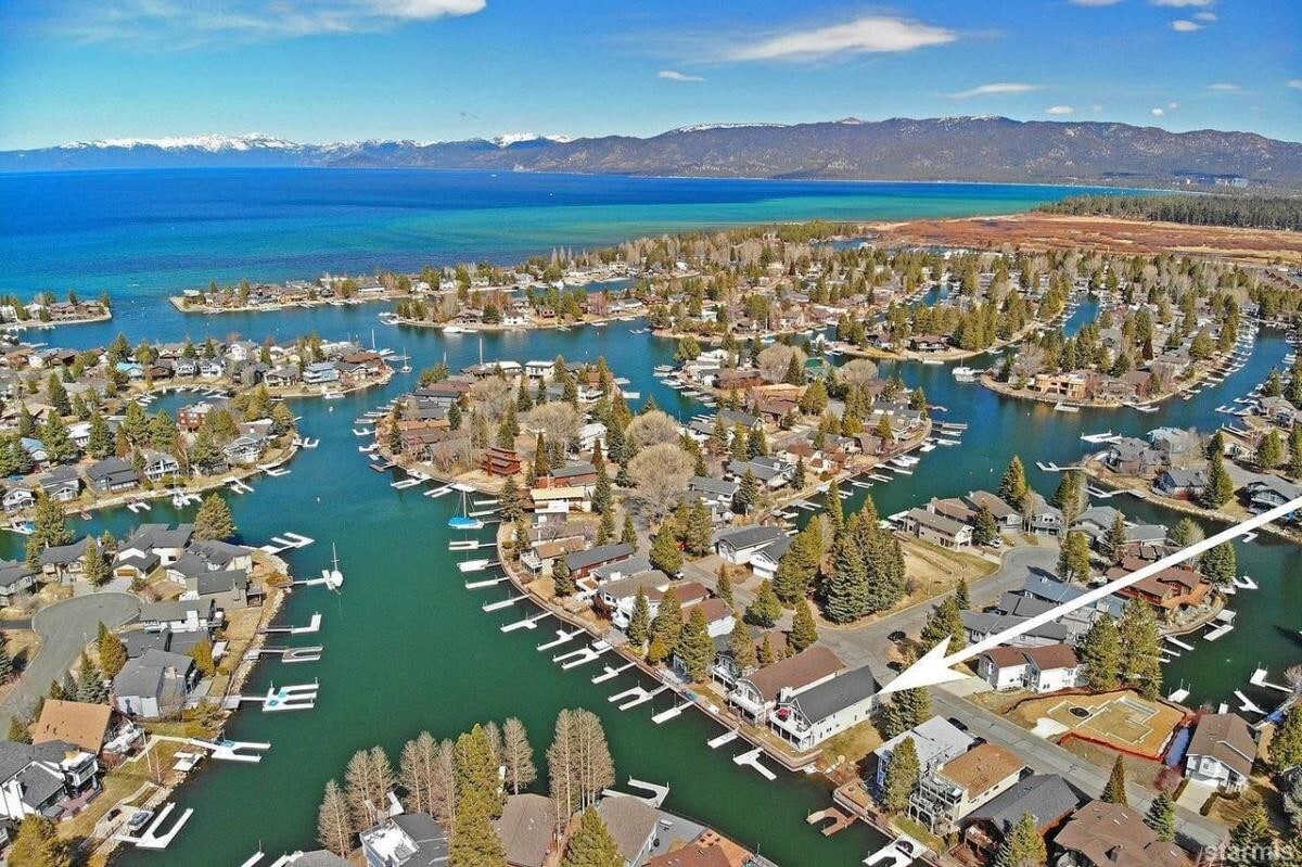 Water Front Incredible 2BD/2BA Tahoe Keys Home