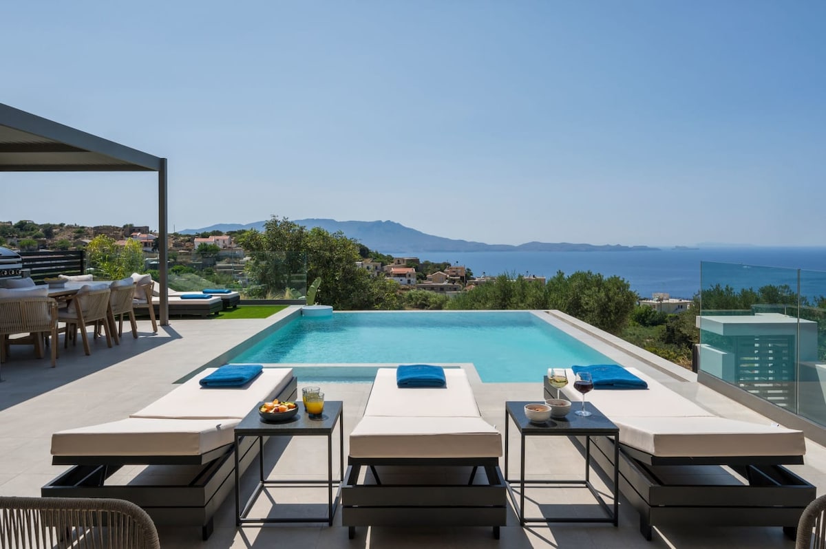 Villa Ekphrasis with sea view and Jacuzzi