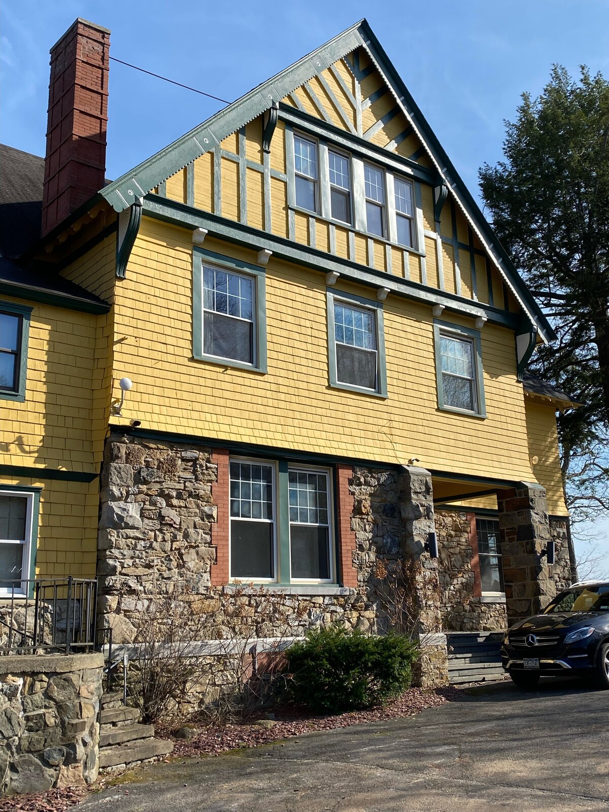 Historic Waterfront Mansion