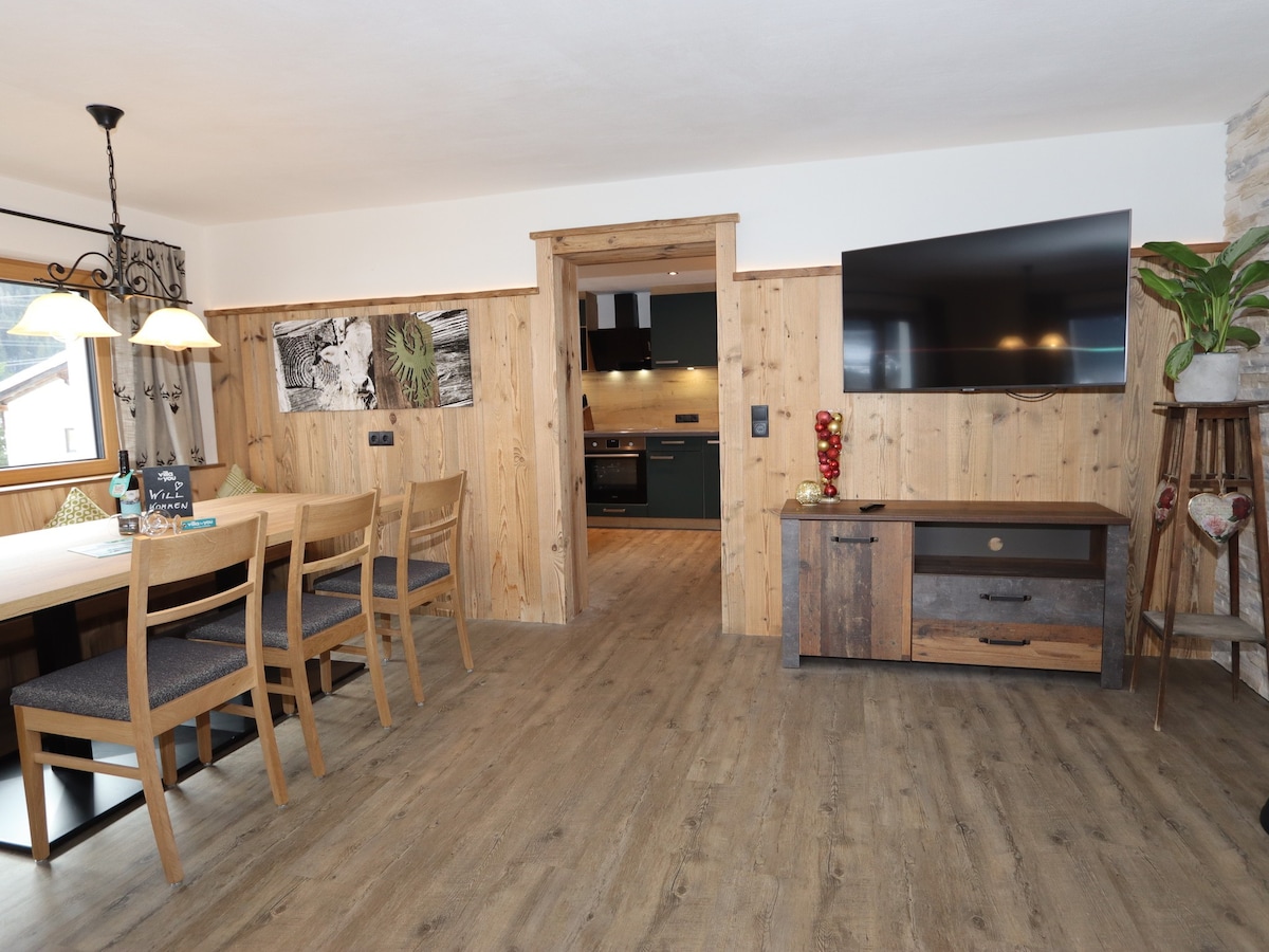 Group house only 5 km from the St.Anton ski area