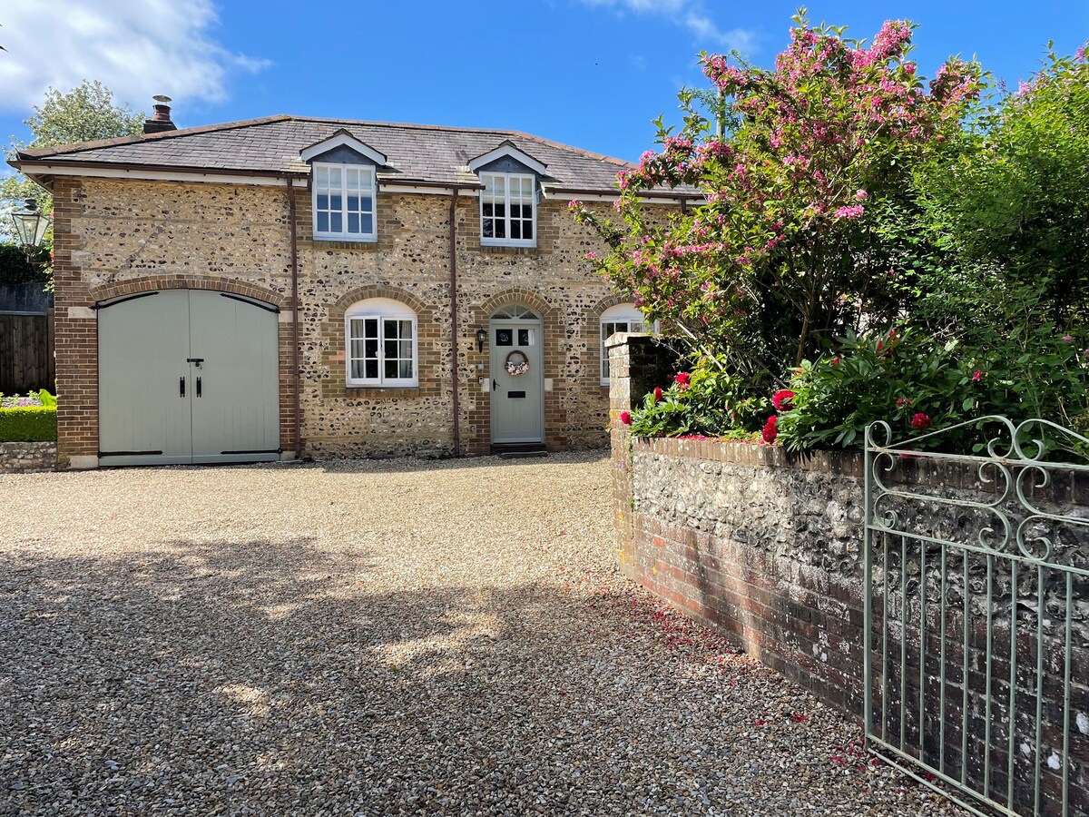 The Coach House at Lackington Farm