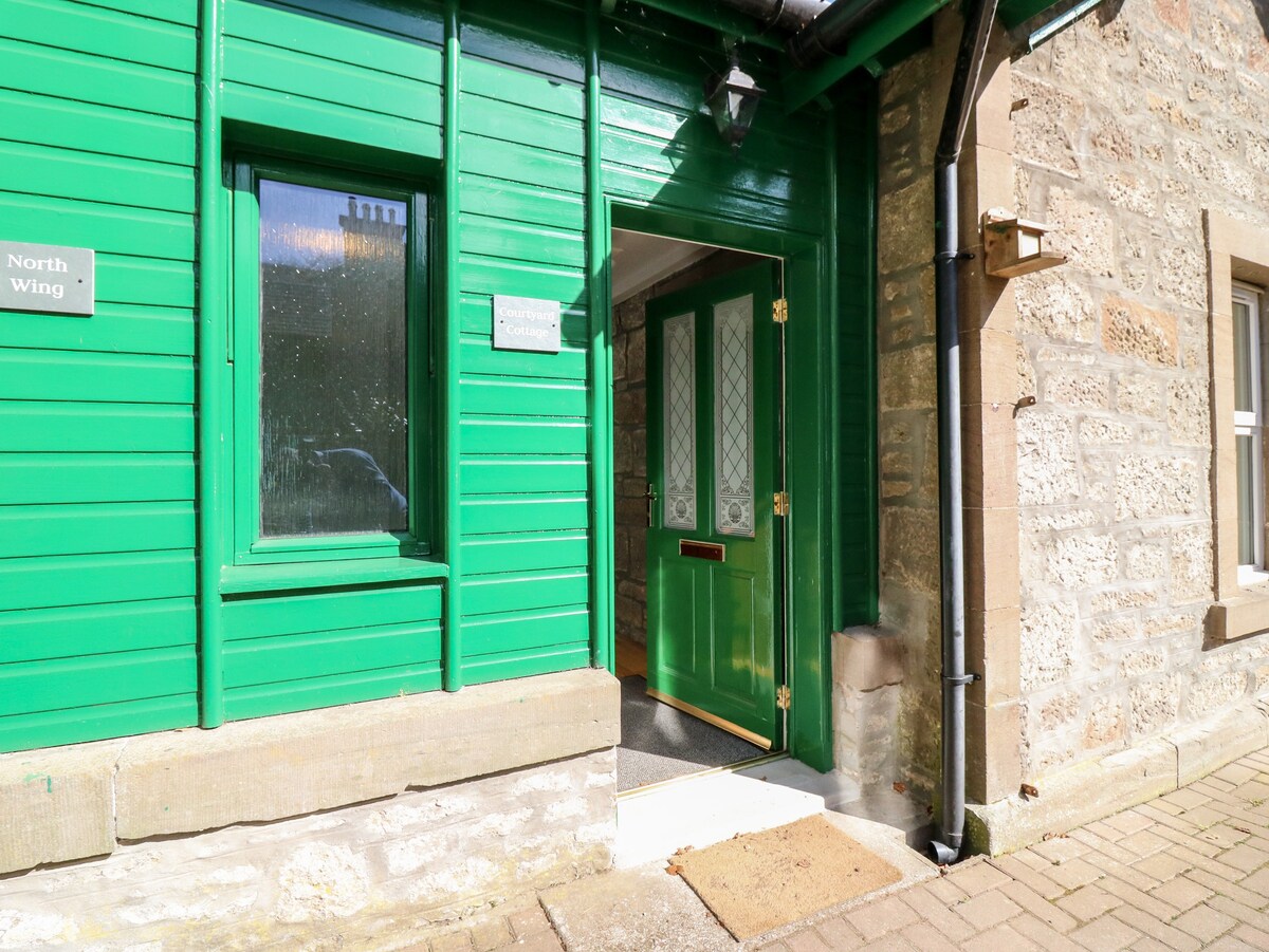 Courtyard Cottage