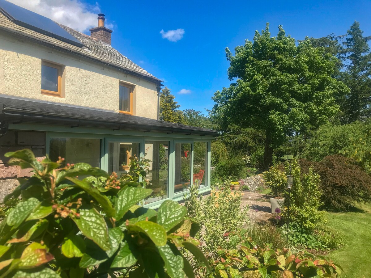 Low Garth Cottage