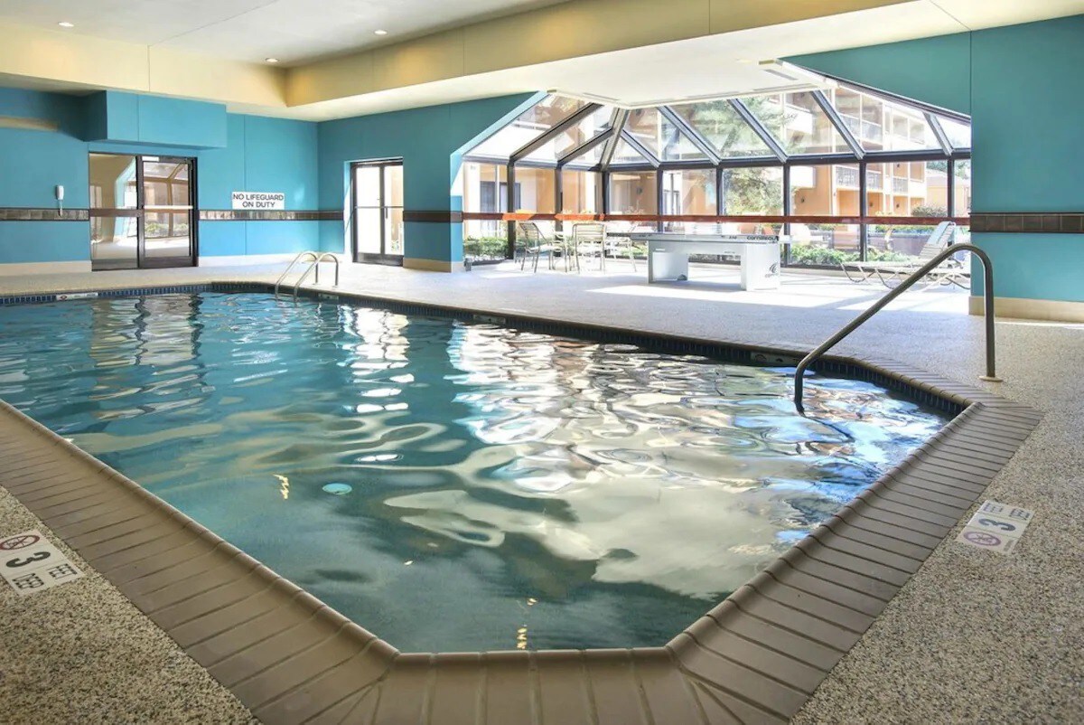 Campgaw Tour! 3 Units W/ FREE Parking! Indoor Pool