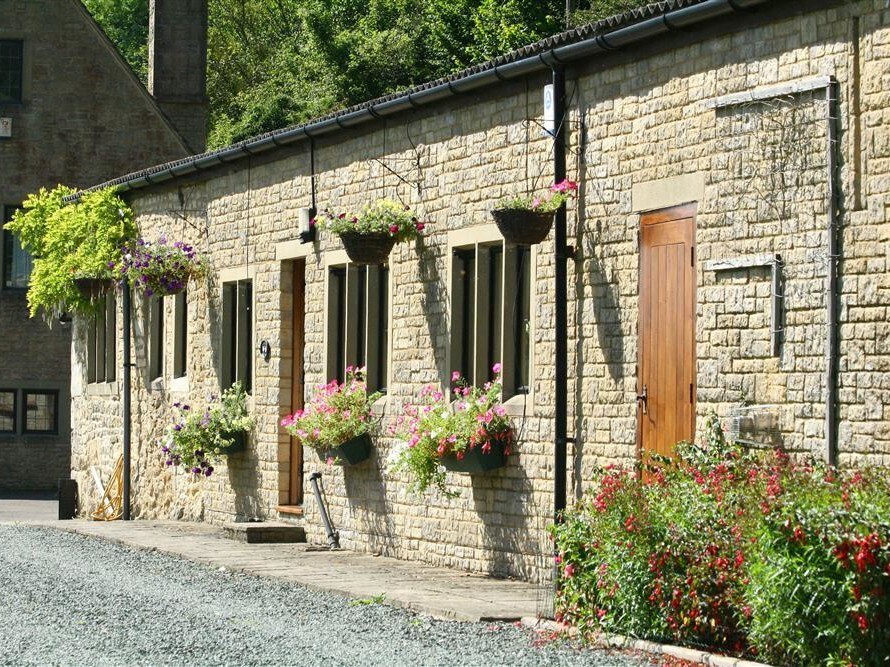 Lakeside Cottage