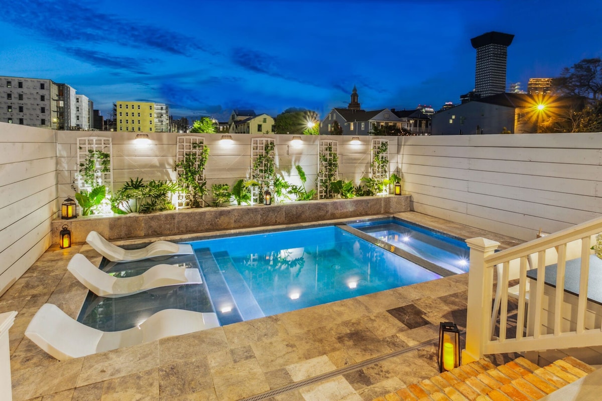 New Opulent Home | Heated Pool & Hot Tub