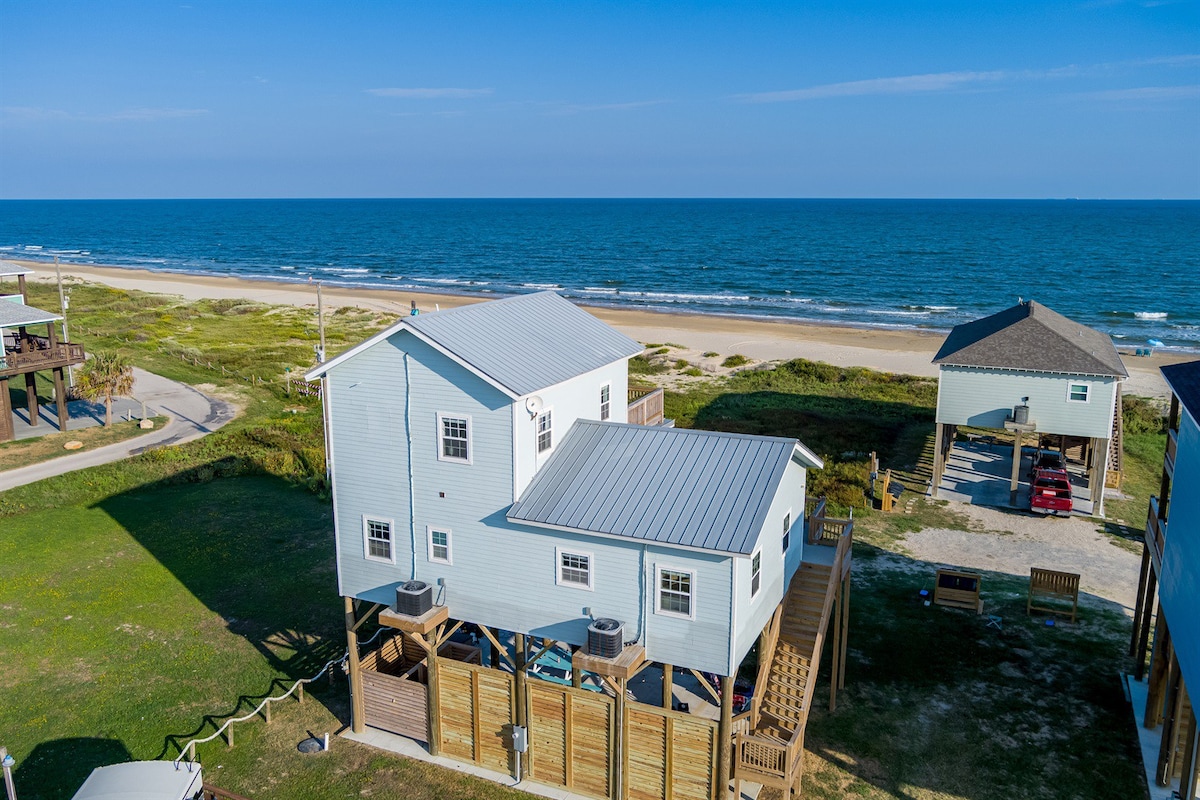 Beachfront Getaway | Stunning Gulf Views | Pets