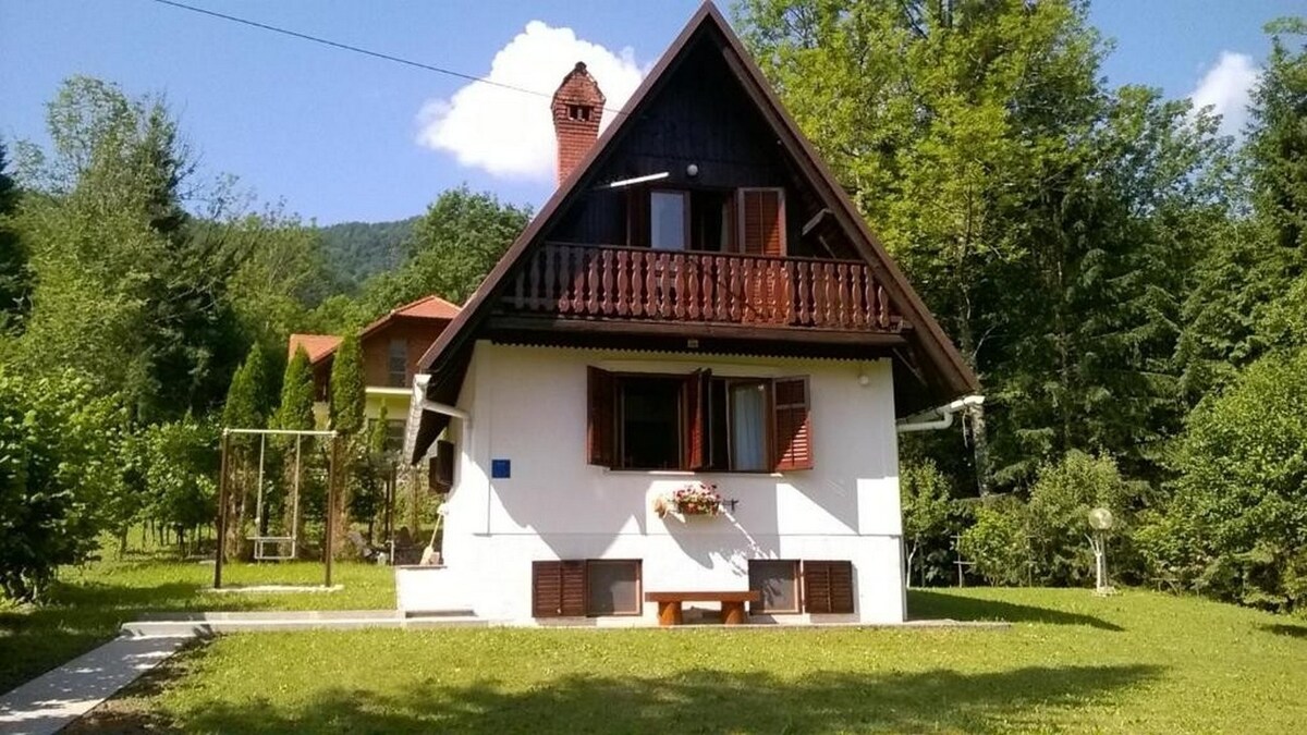 K-20980 Two bedroom house with terrace Kuželj,