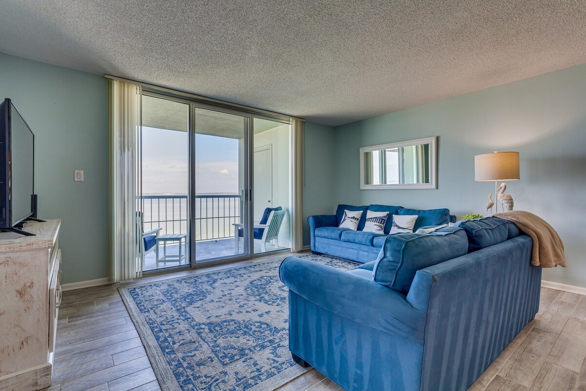 Pensacola Beach Vacation Rental w/ Private Balcony