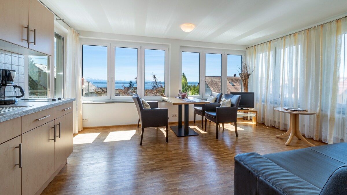 位于Hagnau am Bodensee的4位房客/公寓面积为30平方米（ 170560 ）