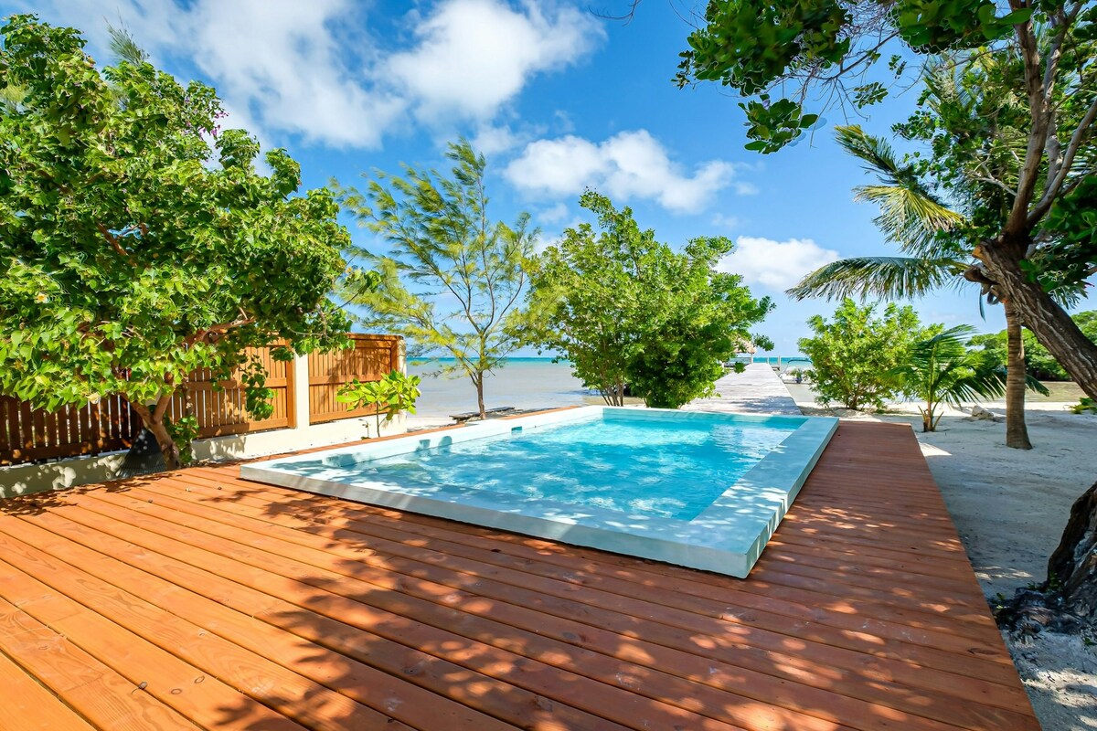 4卧室海滨别墅，带泳池、码头、360度景观