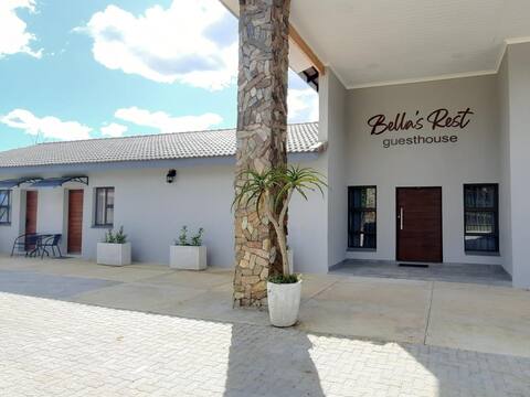 Bella's Rest Guesthouse | King Room