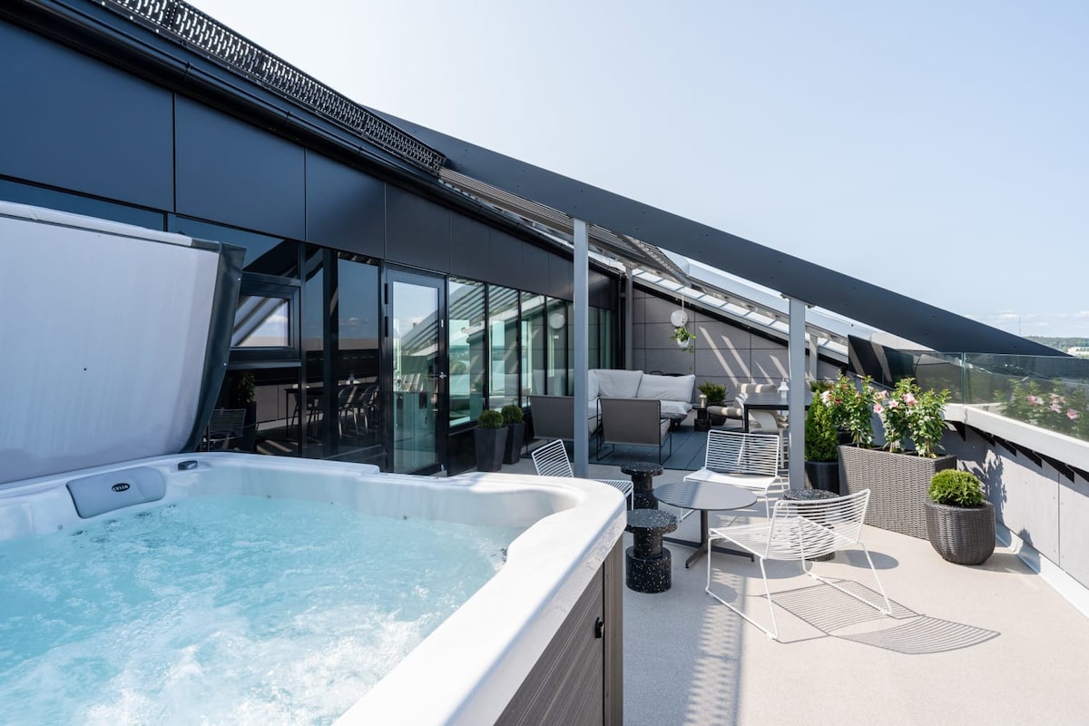 Luxurious 1BR Apt | Kansi | Jacuzzi & 60m2 Terrace