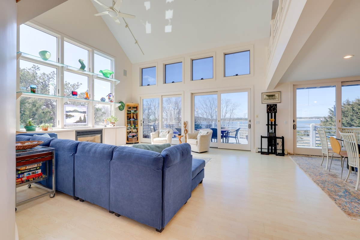 Gorgeous Wellfleet Home w/ Water Views!