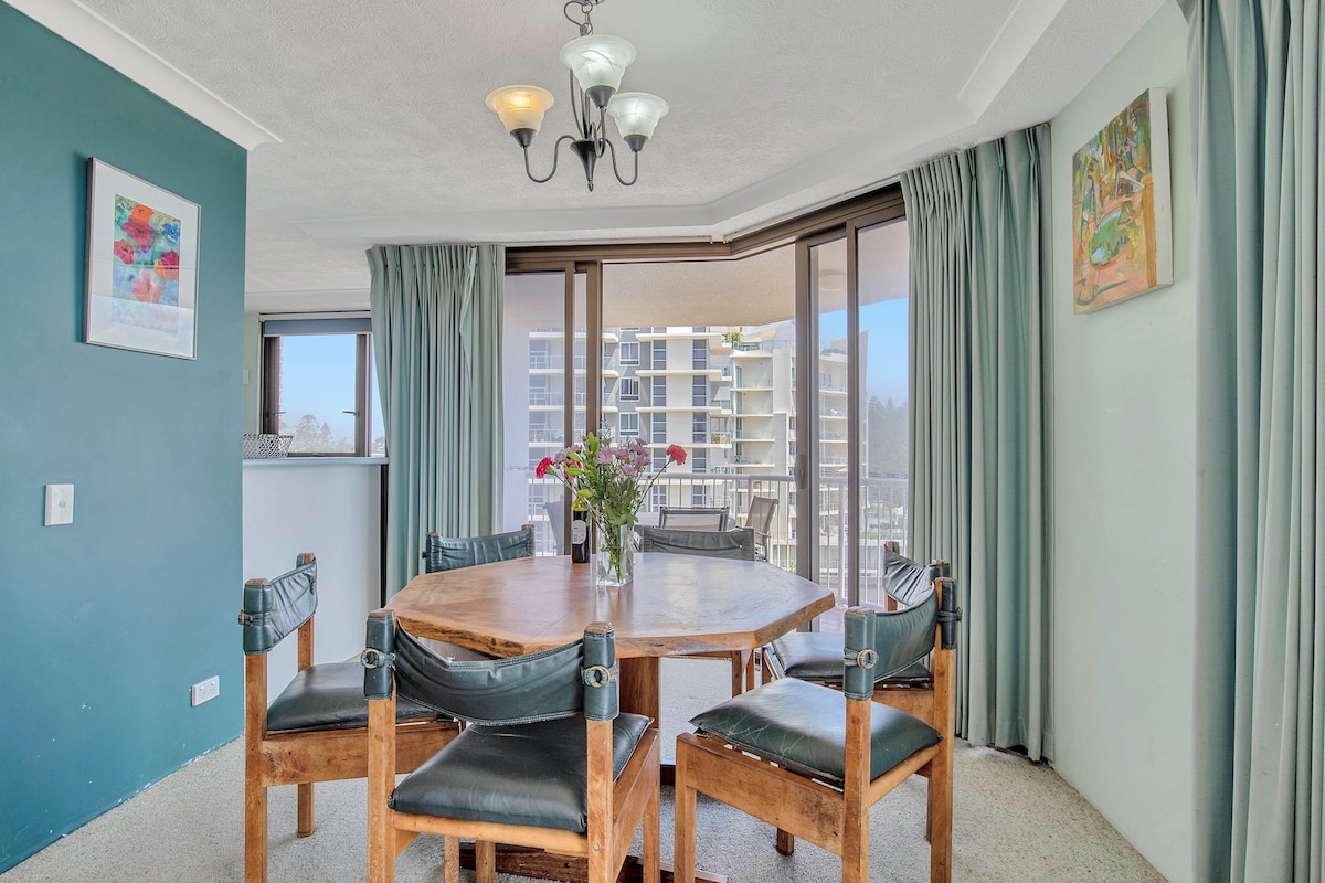 Impressive Views - 3 Bed OV Apt - family - 3N