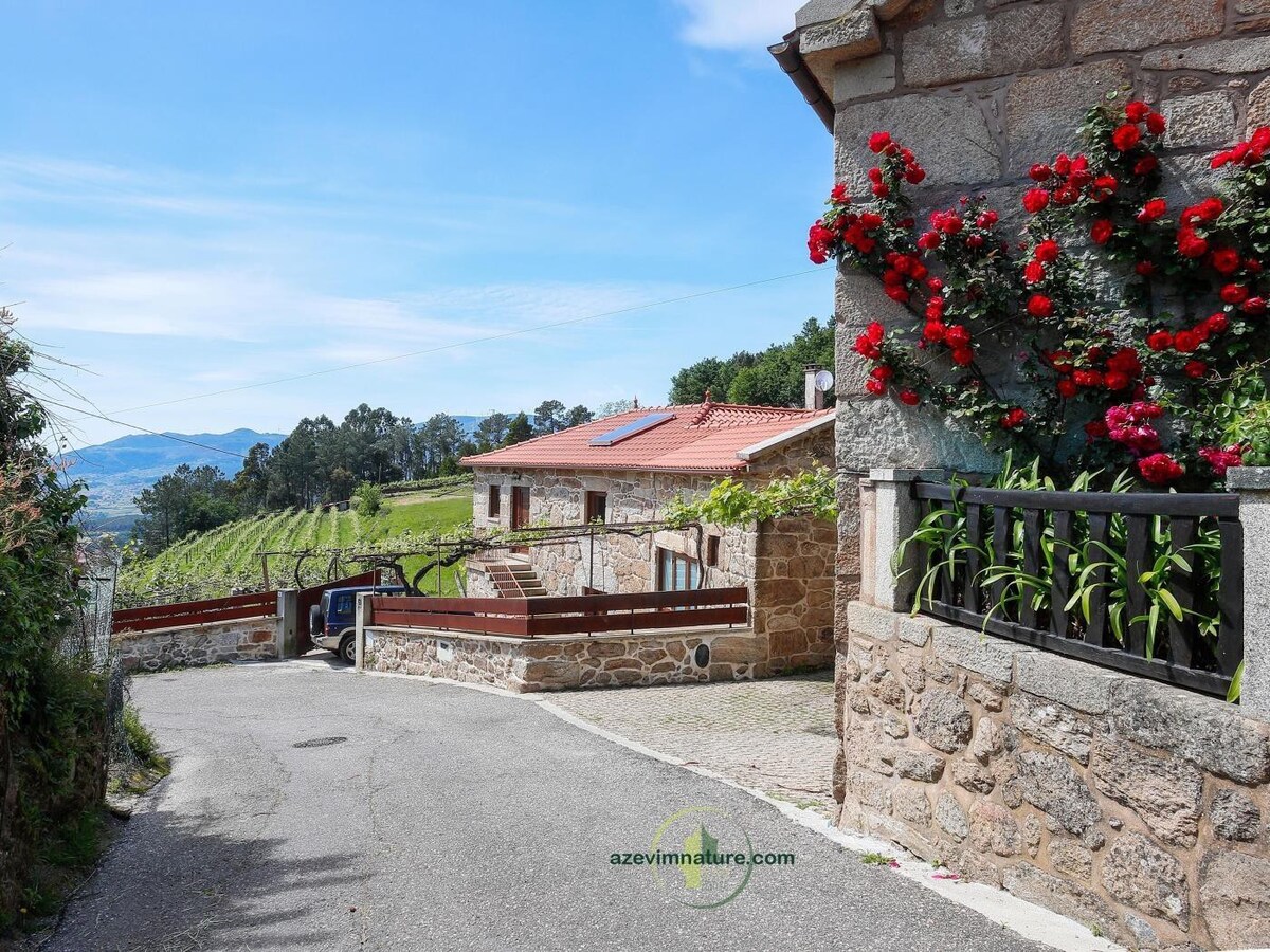 Casa dos Cabreiros de Baixo Melgaço