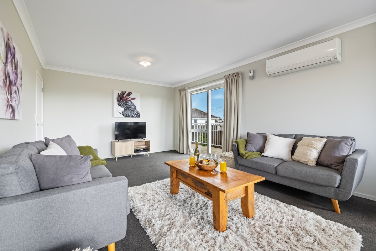 Townhouse Tranquillity - Christchurch Holiday Home