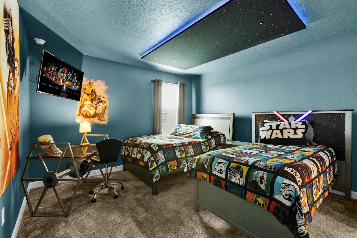 Championsgate Resort 8 Bedroom Home Game Room+Pool
